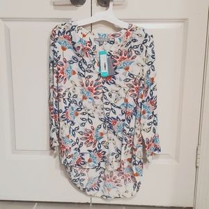 Women's Blouse Off White with Flowers Size Small Brand New with Tags